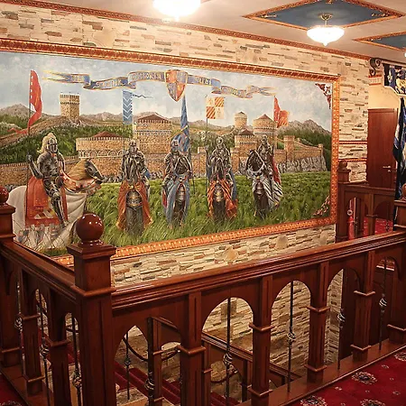 Kamelot Hotel 4*