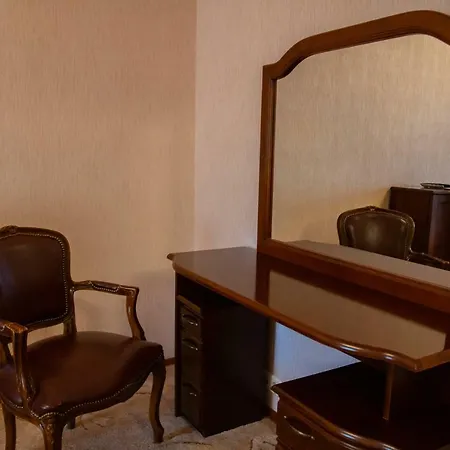 Kamelot Hotel 4*